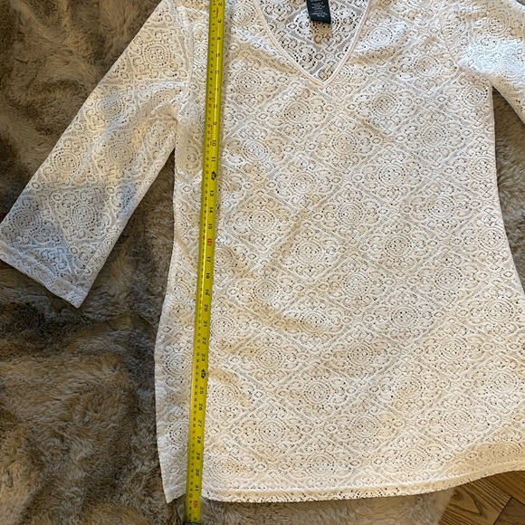 Beach coverup white size Med - Picture 2 of 7